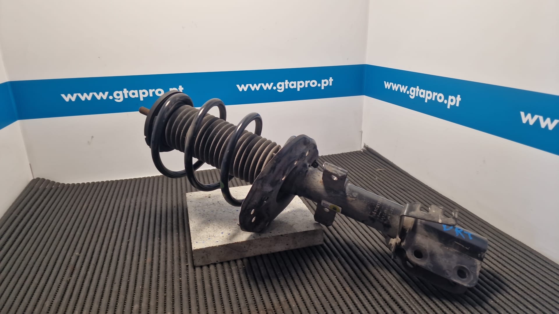 Rechts Front Shock Absorber