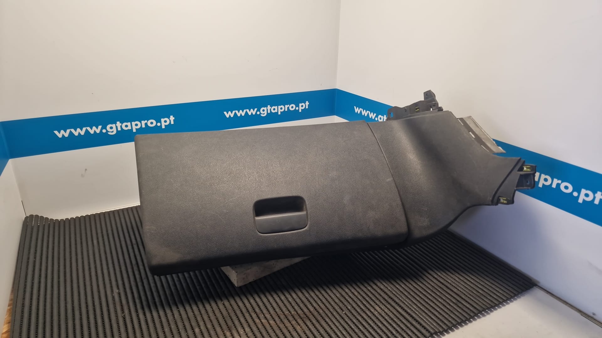 Glove Box / Compartment - PEUGEOT 3008 I MPV