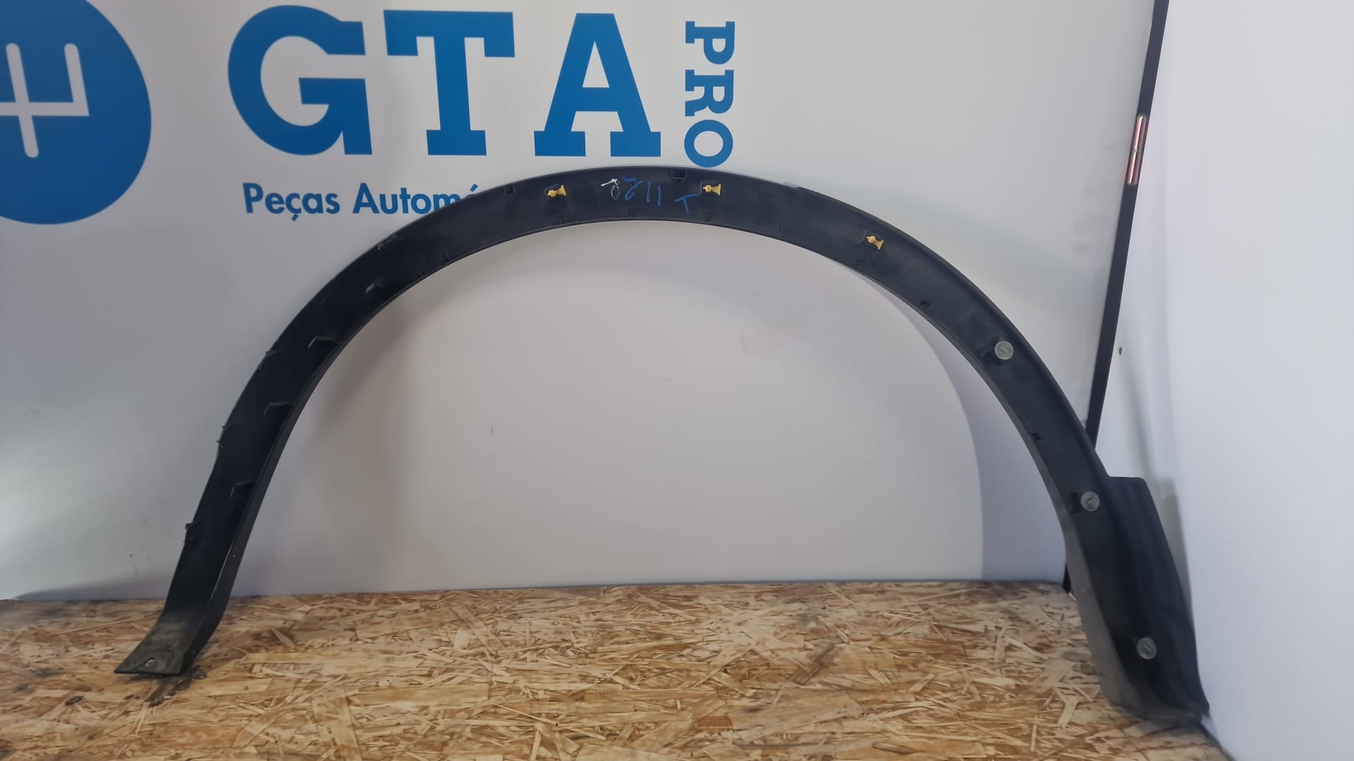 Aba Guarda-lamas Trás Esquerdo - NISSAN QASHQAI II