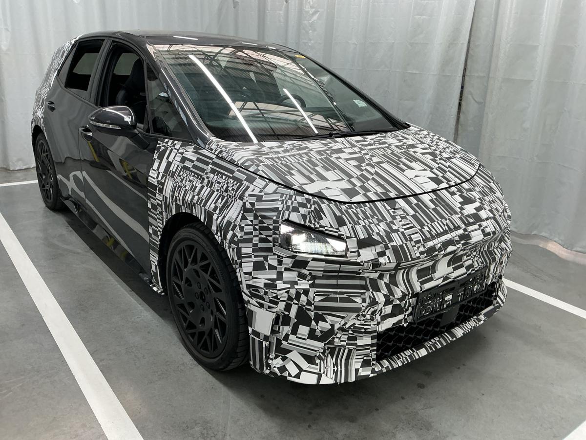 Viatura para peças - CUPRA BORN