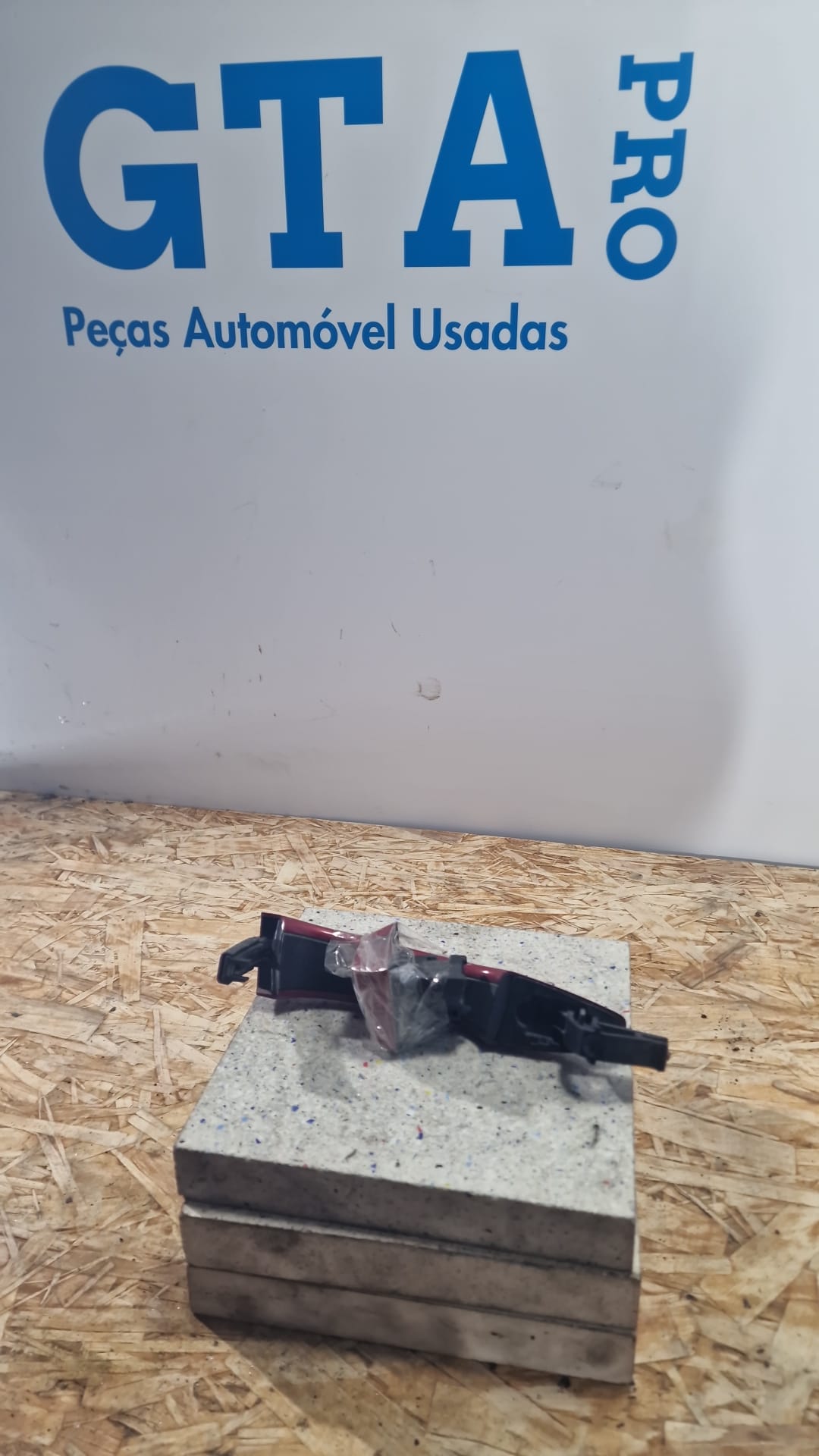 Exterior Left front door handle - PEUGEOT 308 II