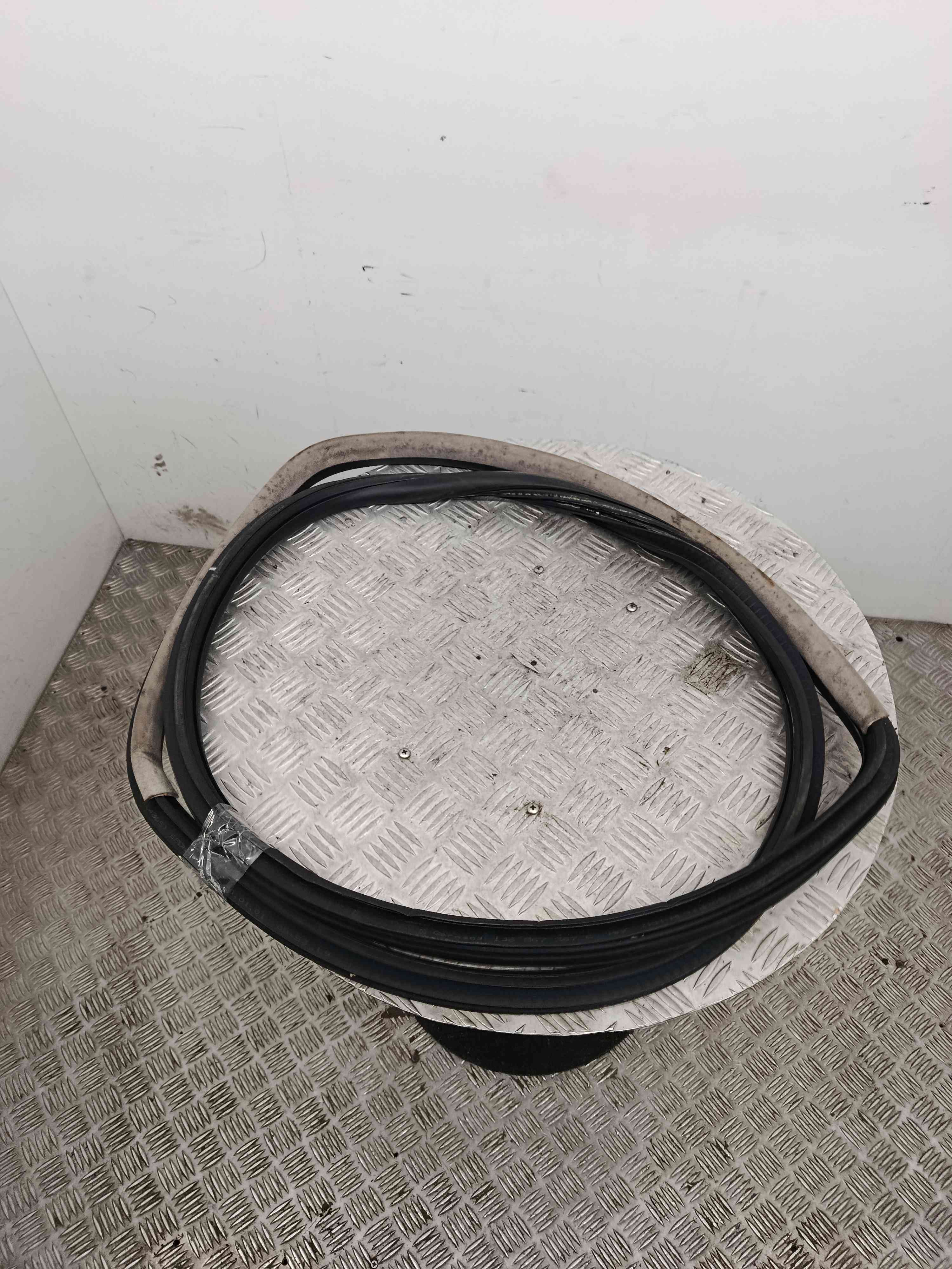 Borracha Porta Trás Esquerda