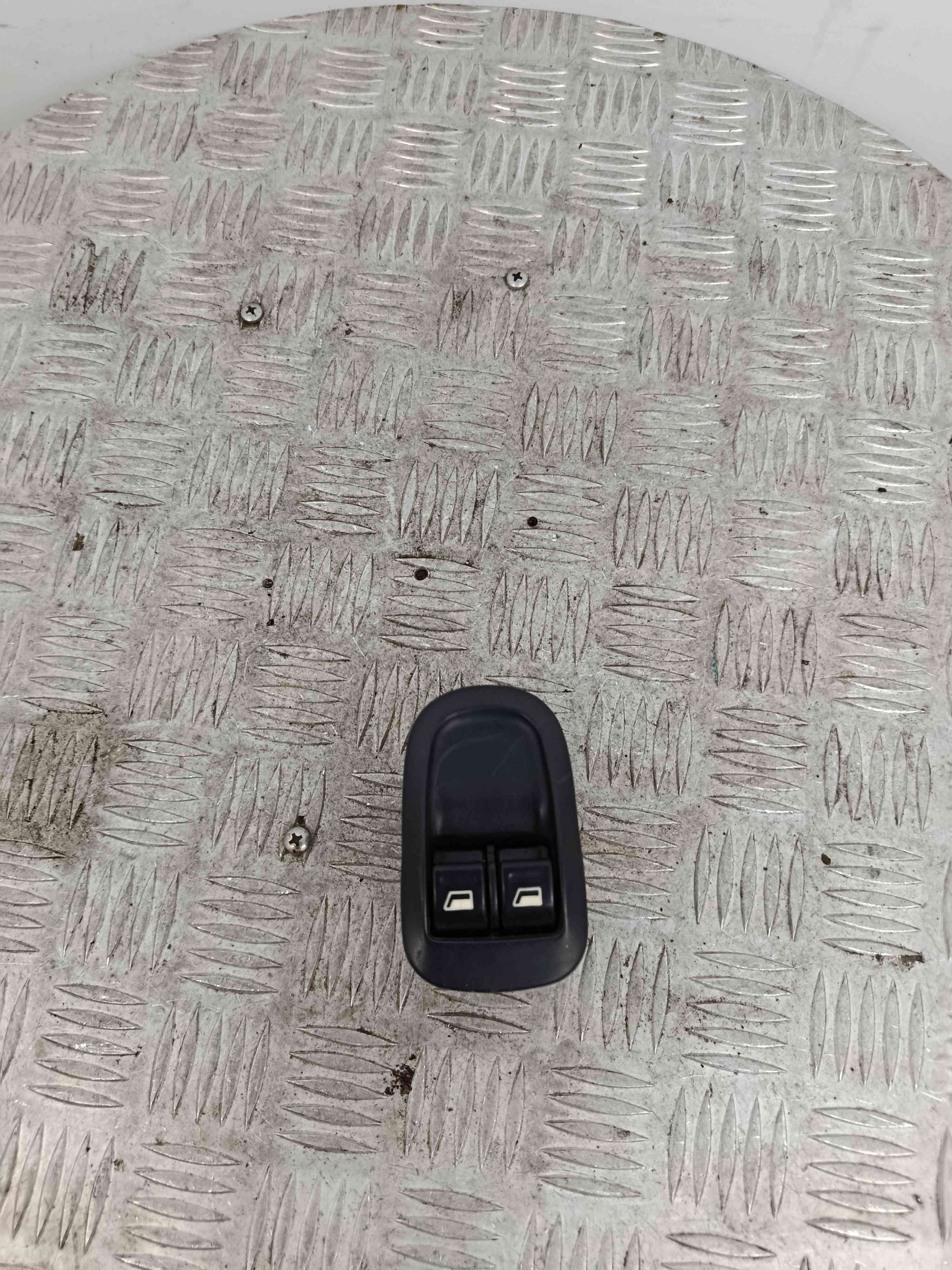Left Front window control