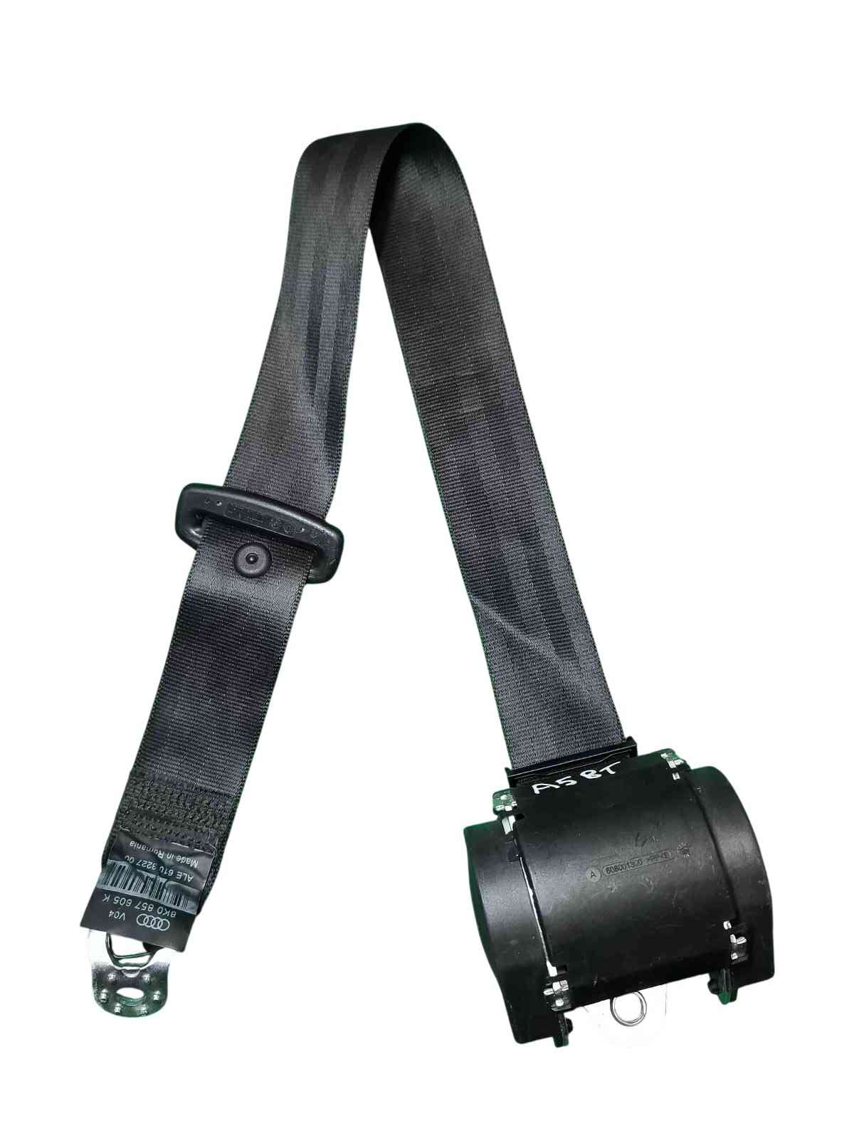 Links rear seatbelt