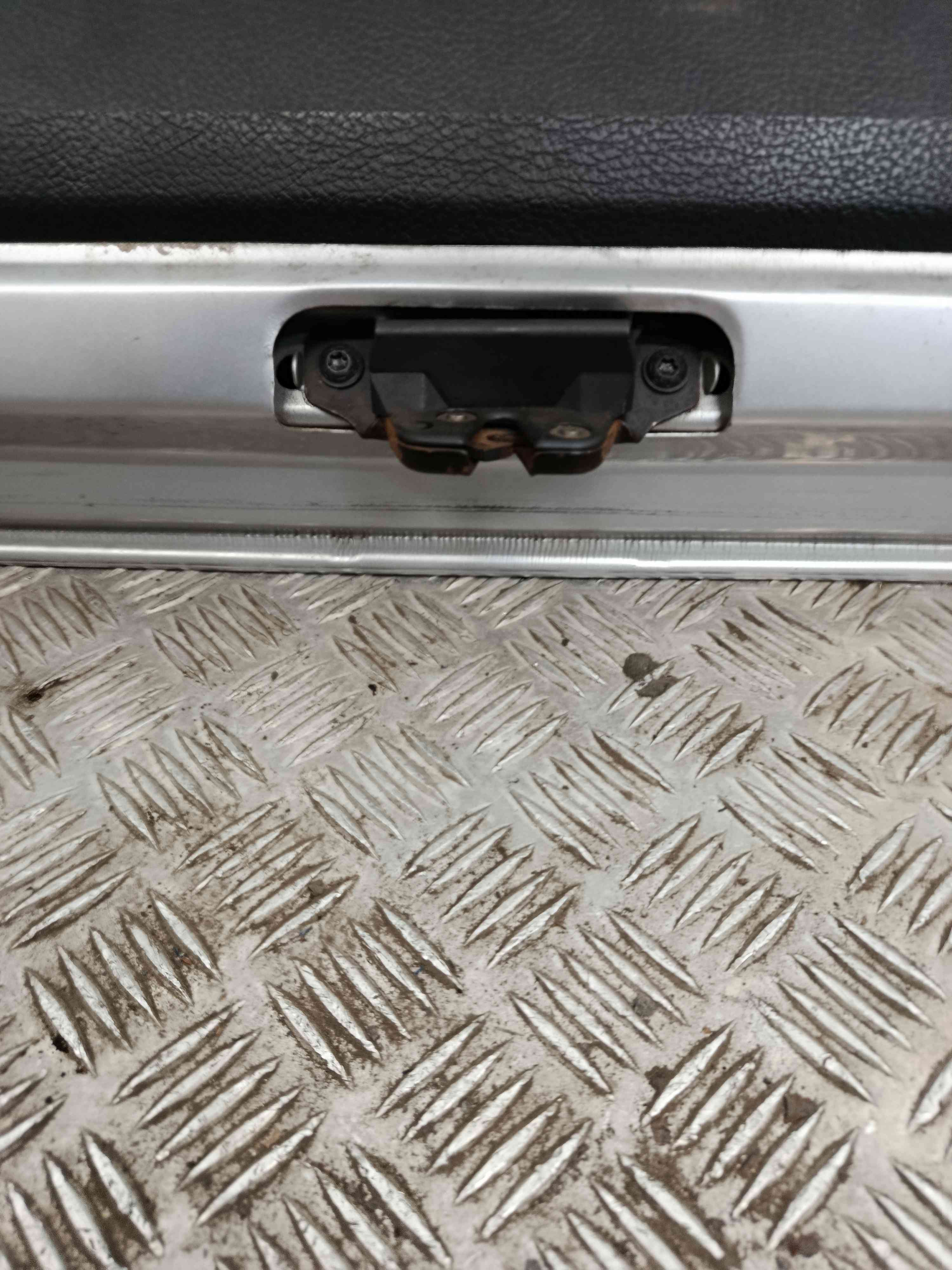 Heckklappe Lock /Latch