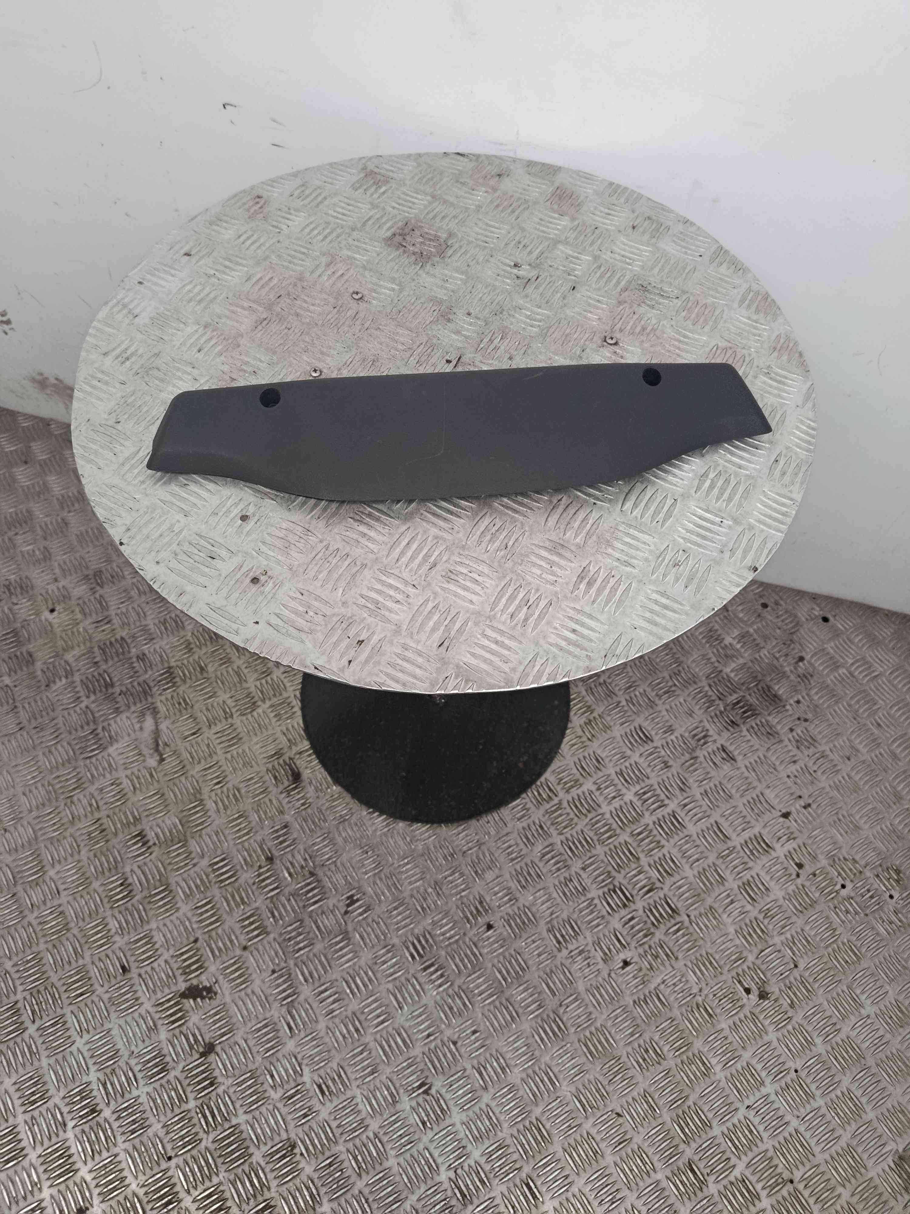 Luz de freno adicional / tercer freno