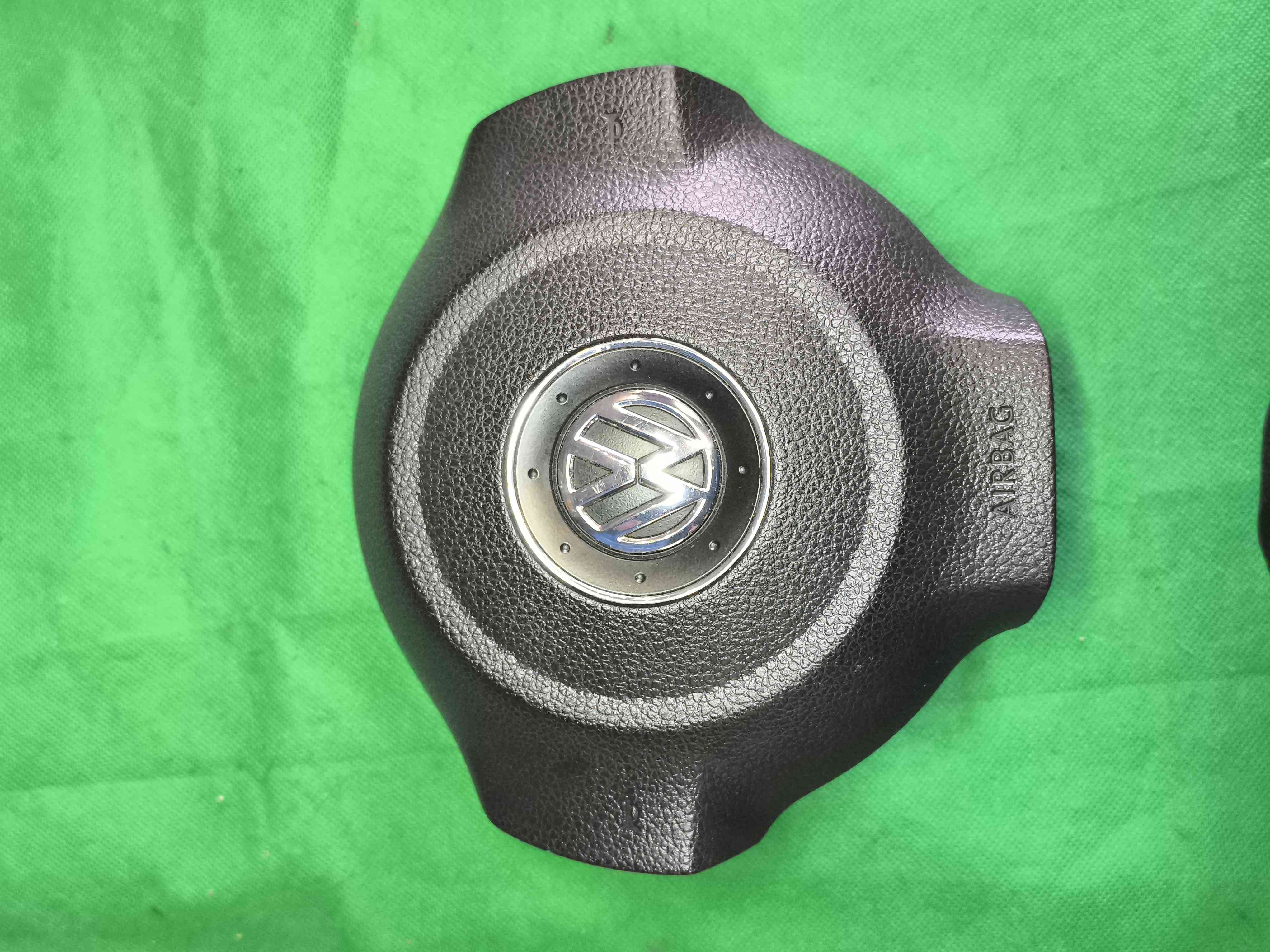 Steering Wheel Airbag