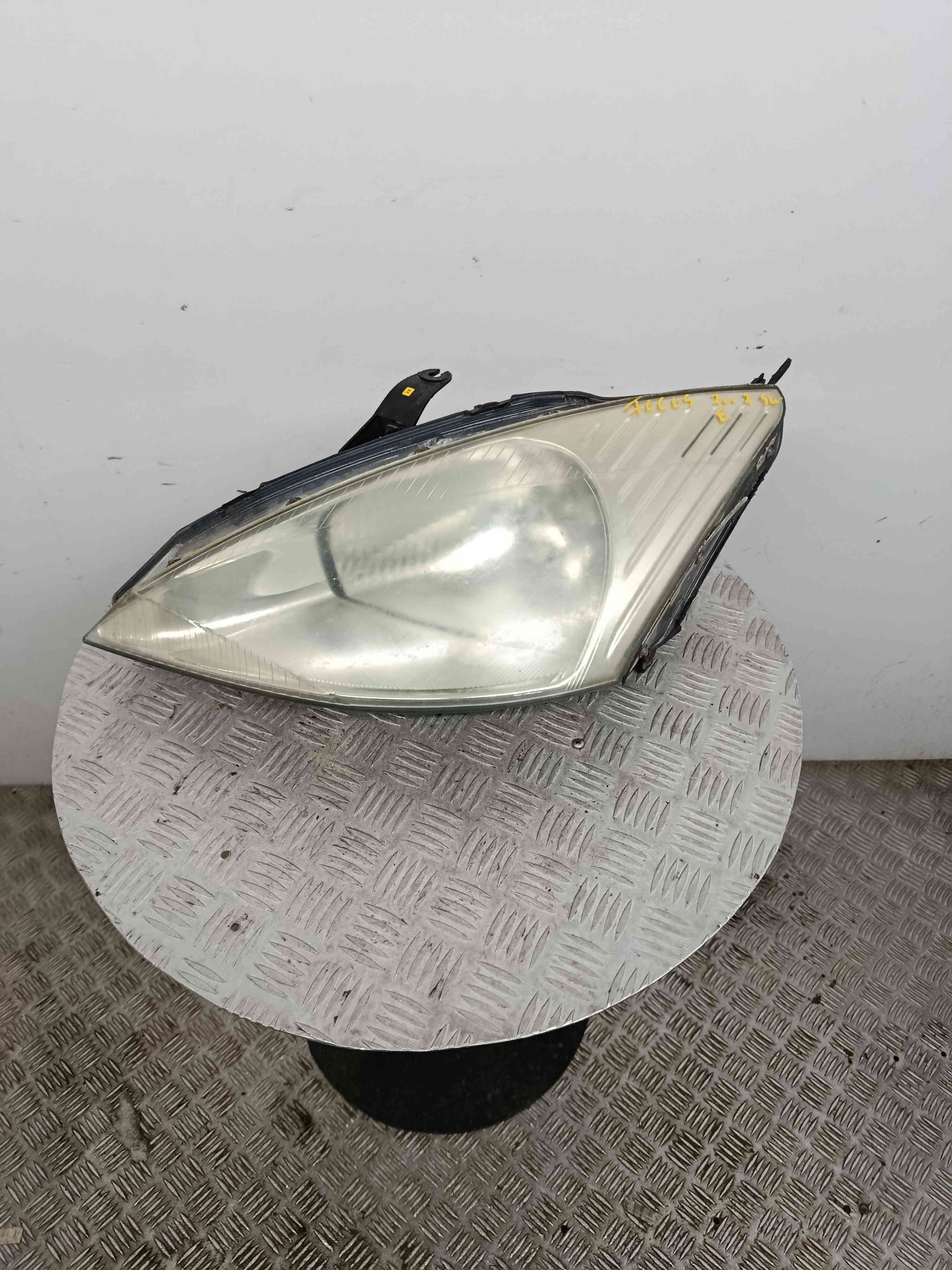 Left Headlight