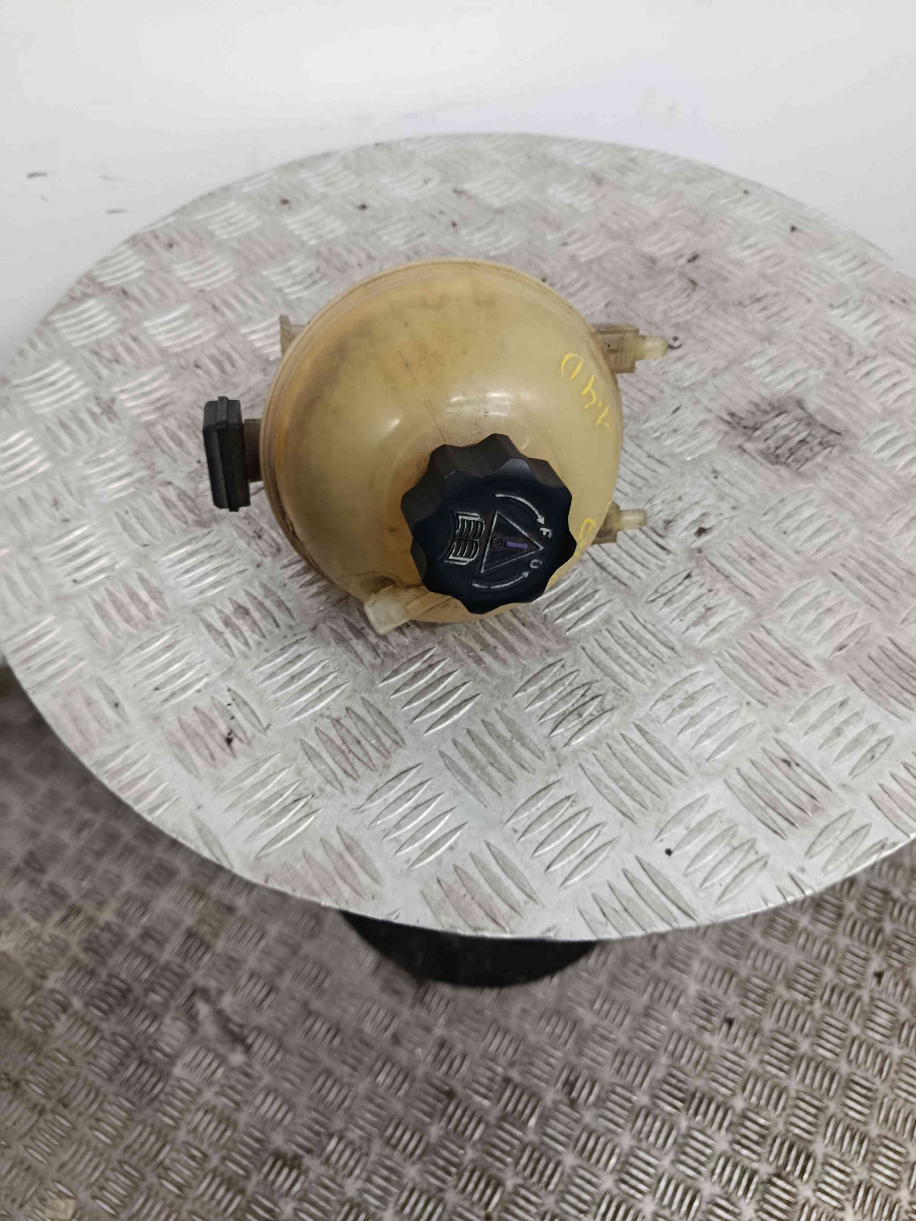 Réservoir/ Vase D'expansion De Liquide De Refroidissement
