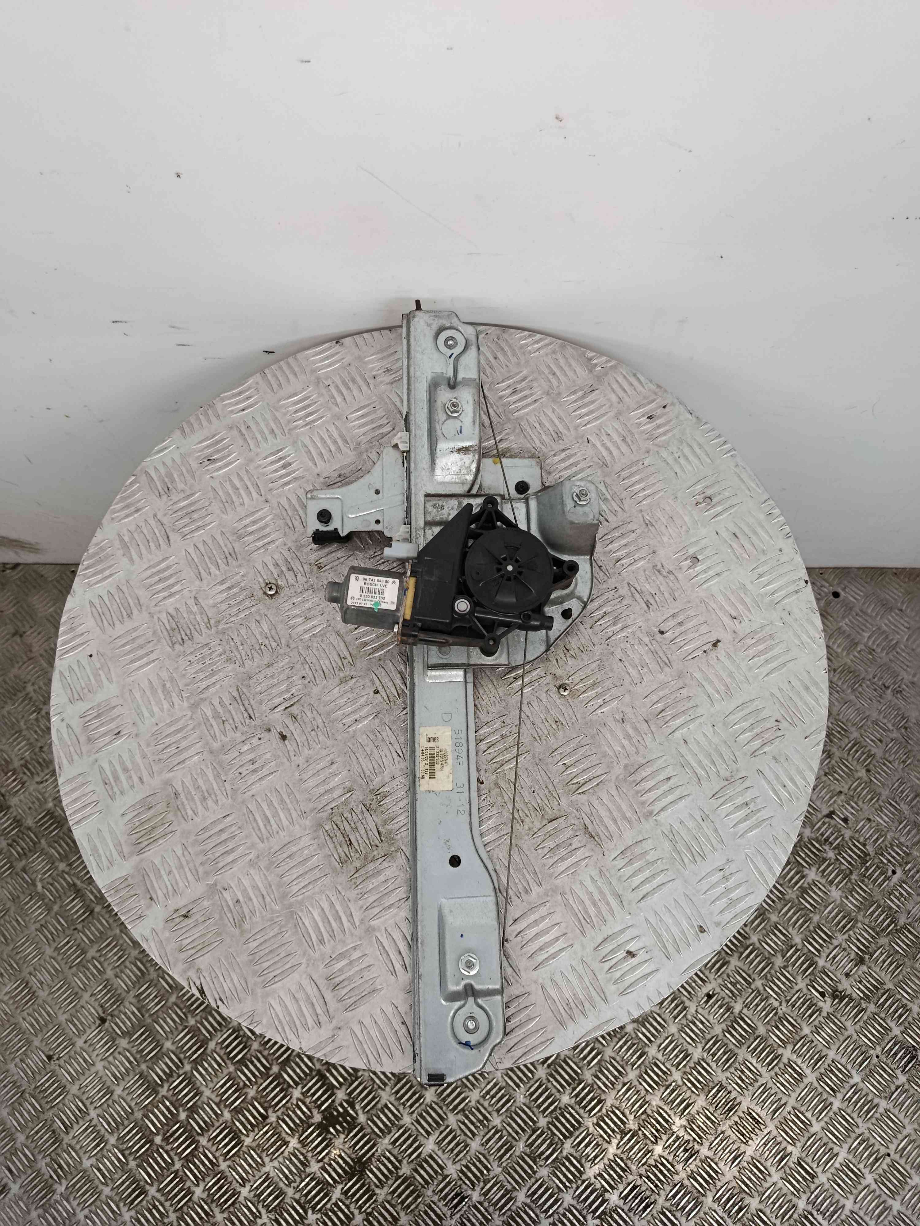 Right front window regulator