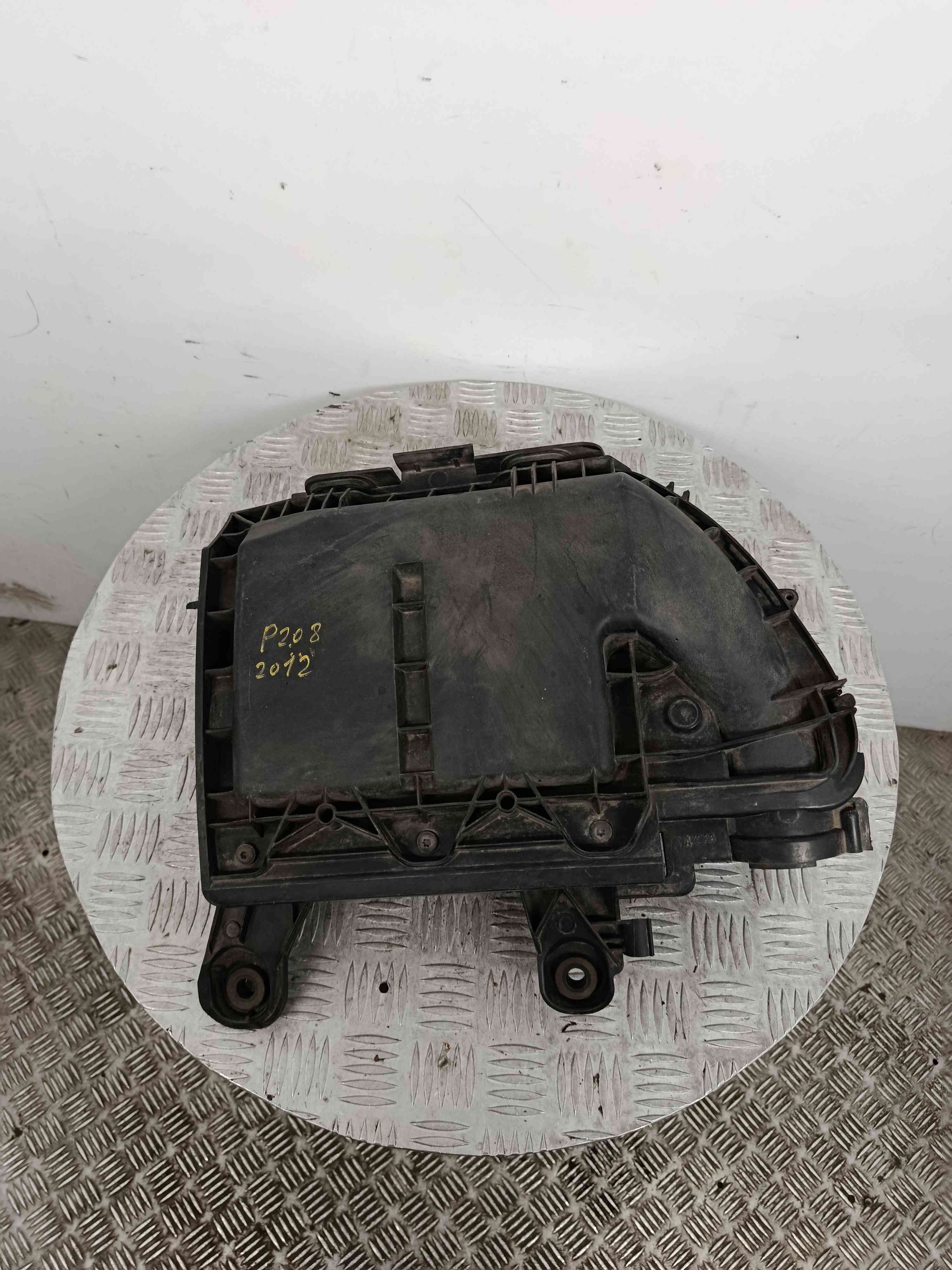 Air filter box