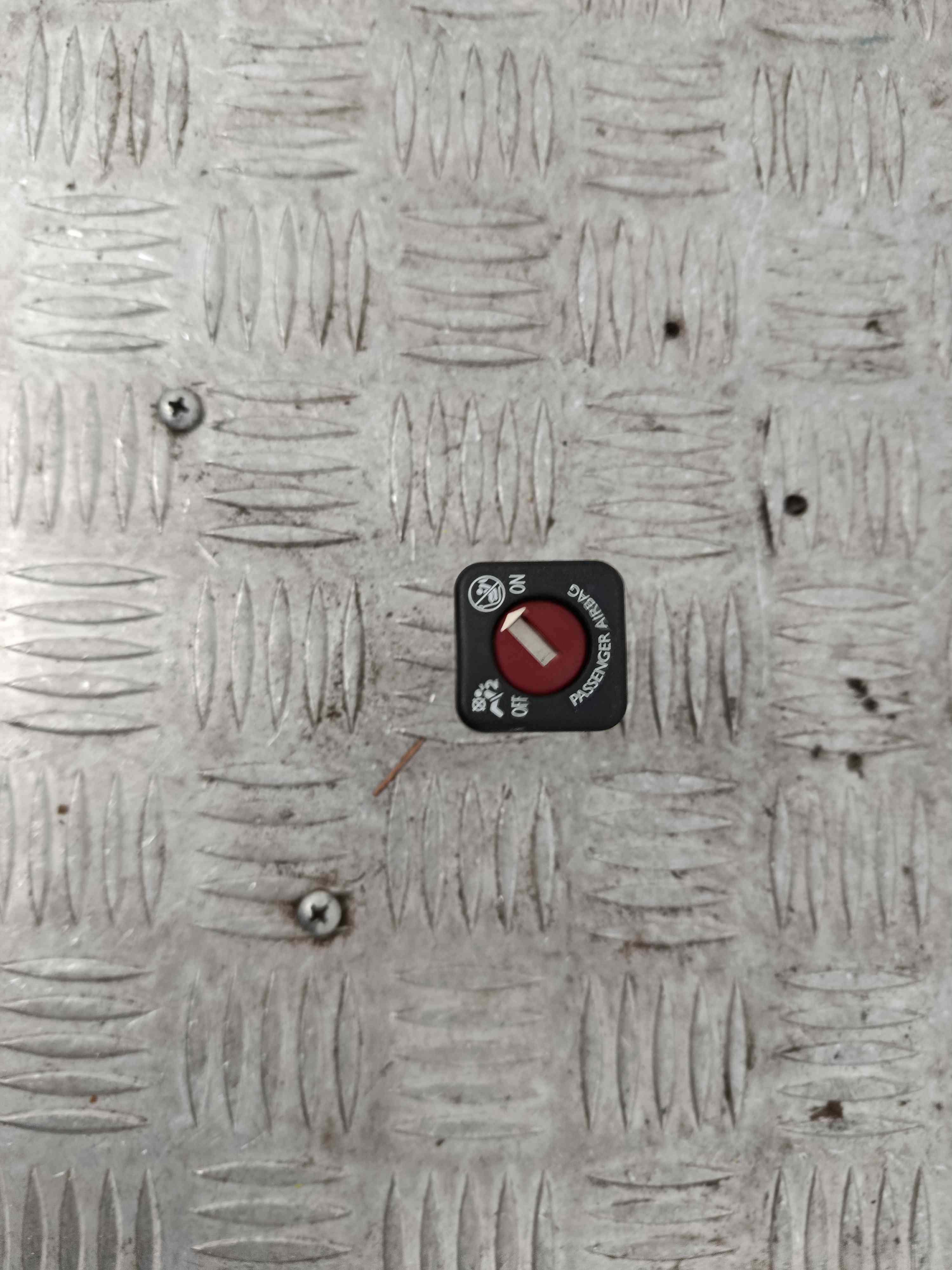Bouton / interrupteur / signal Airbag désactivé