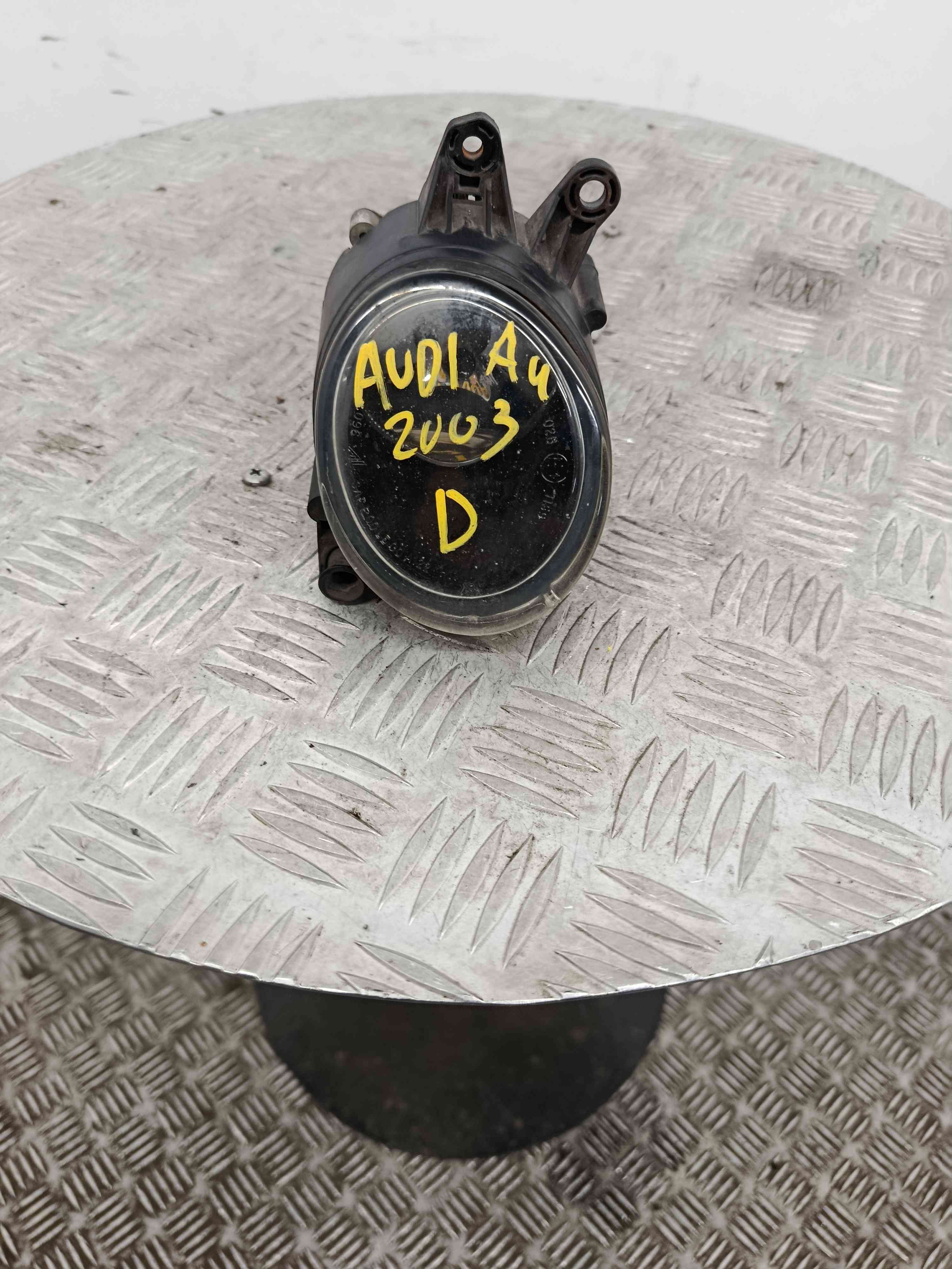 Farol Nevoeiro Frente Direito