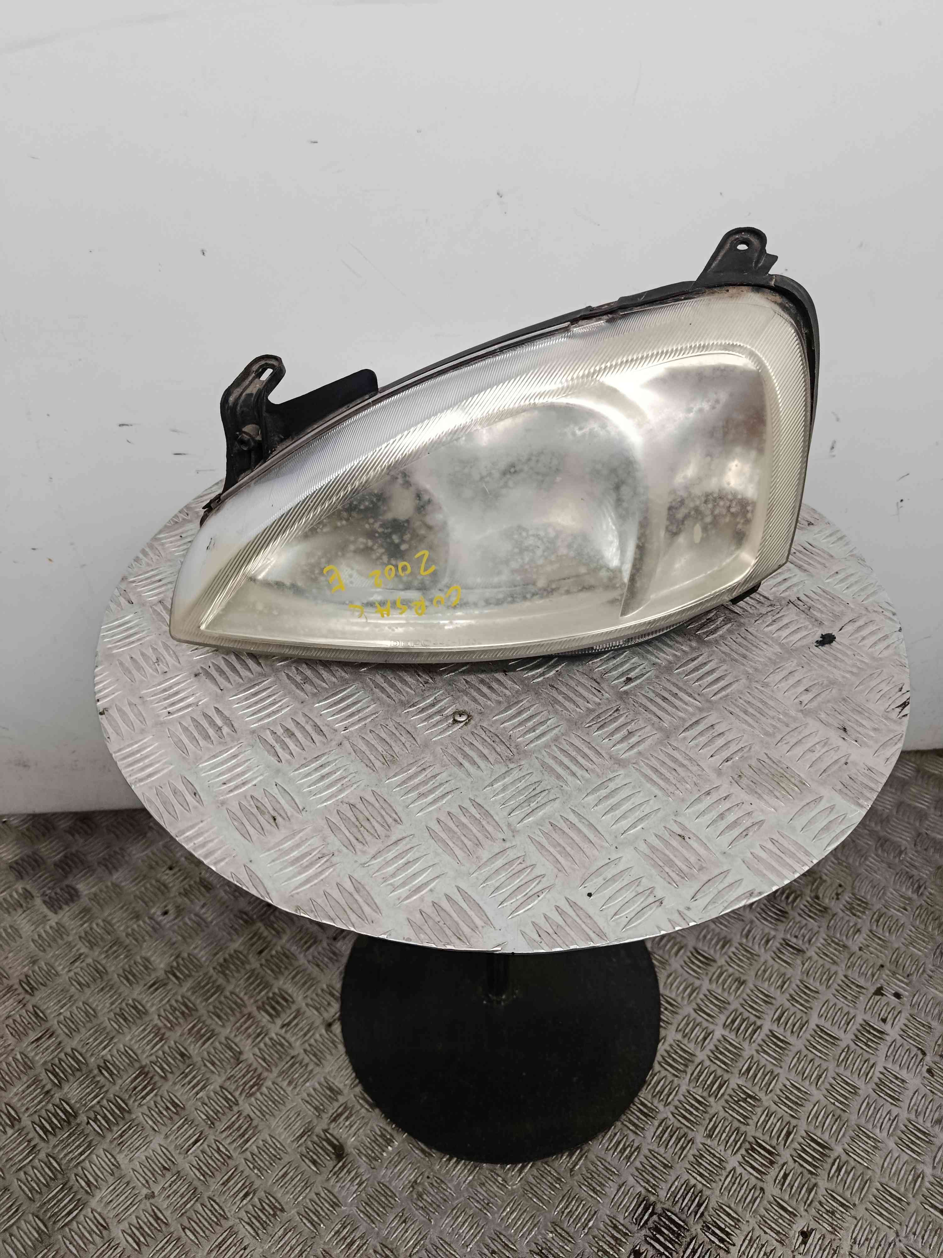 Links Headlight