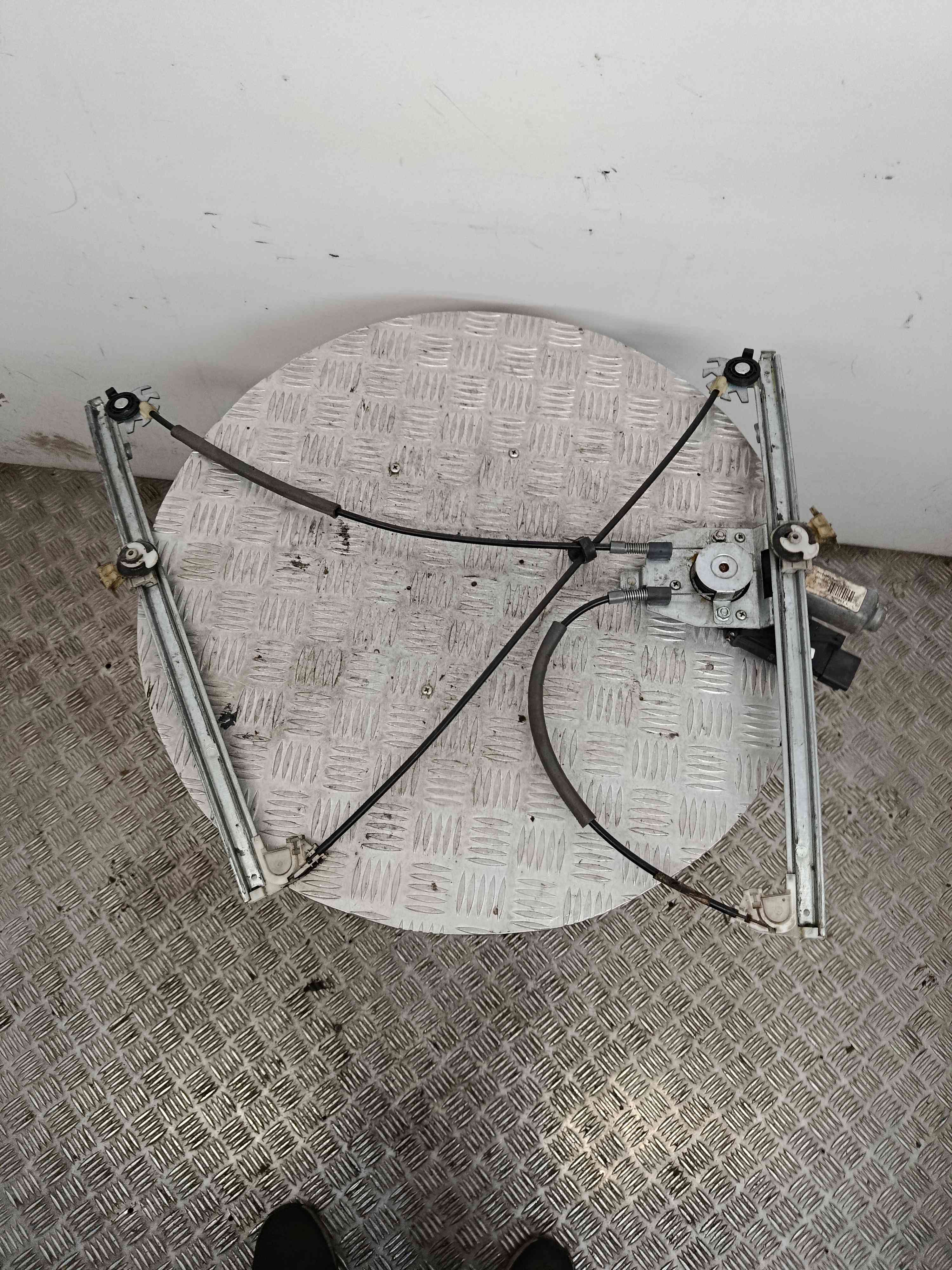 Right front window regulator