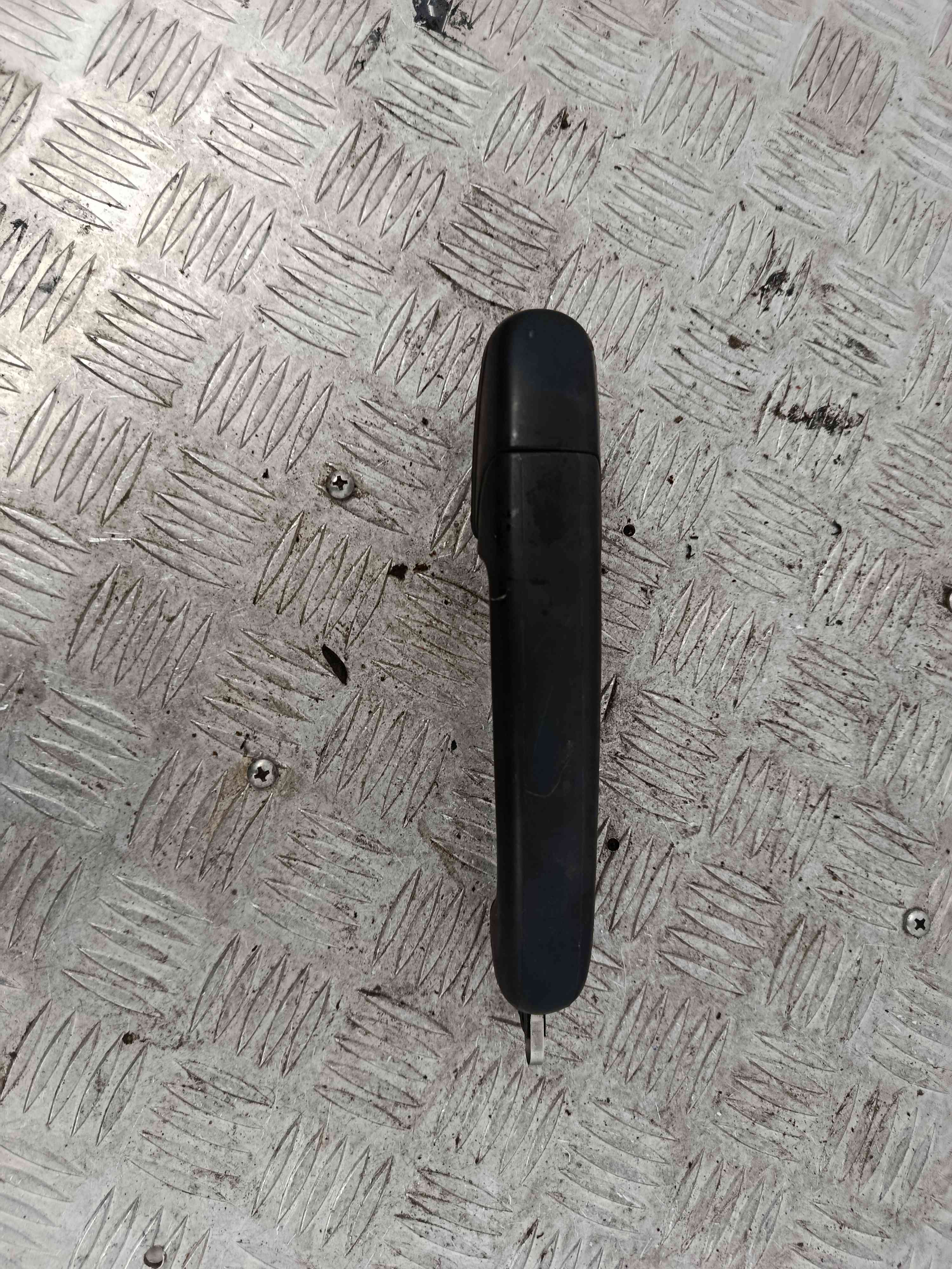 Exterior Right rear door handle