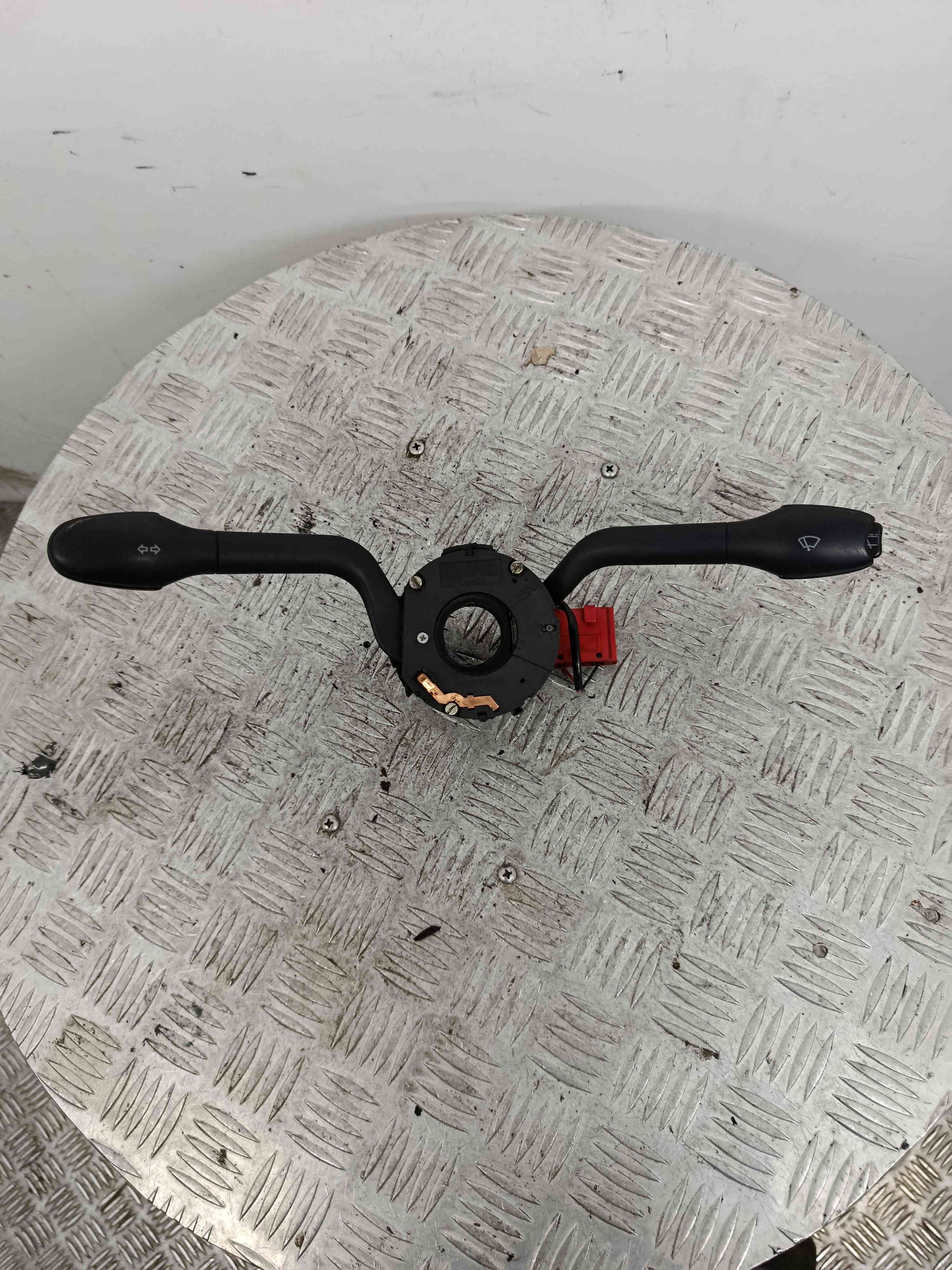 Light and wiper lever set