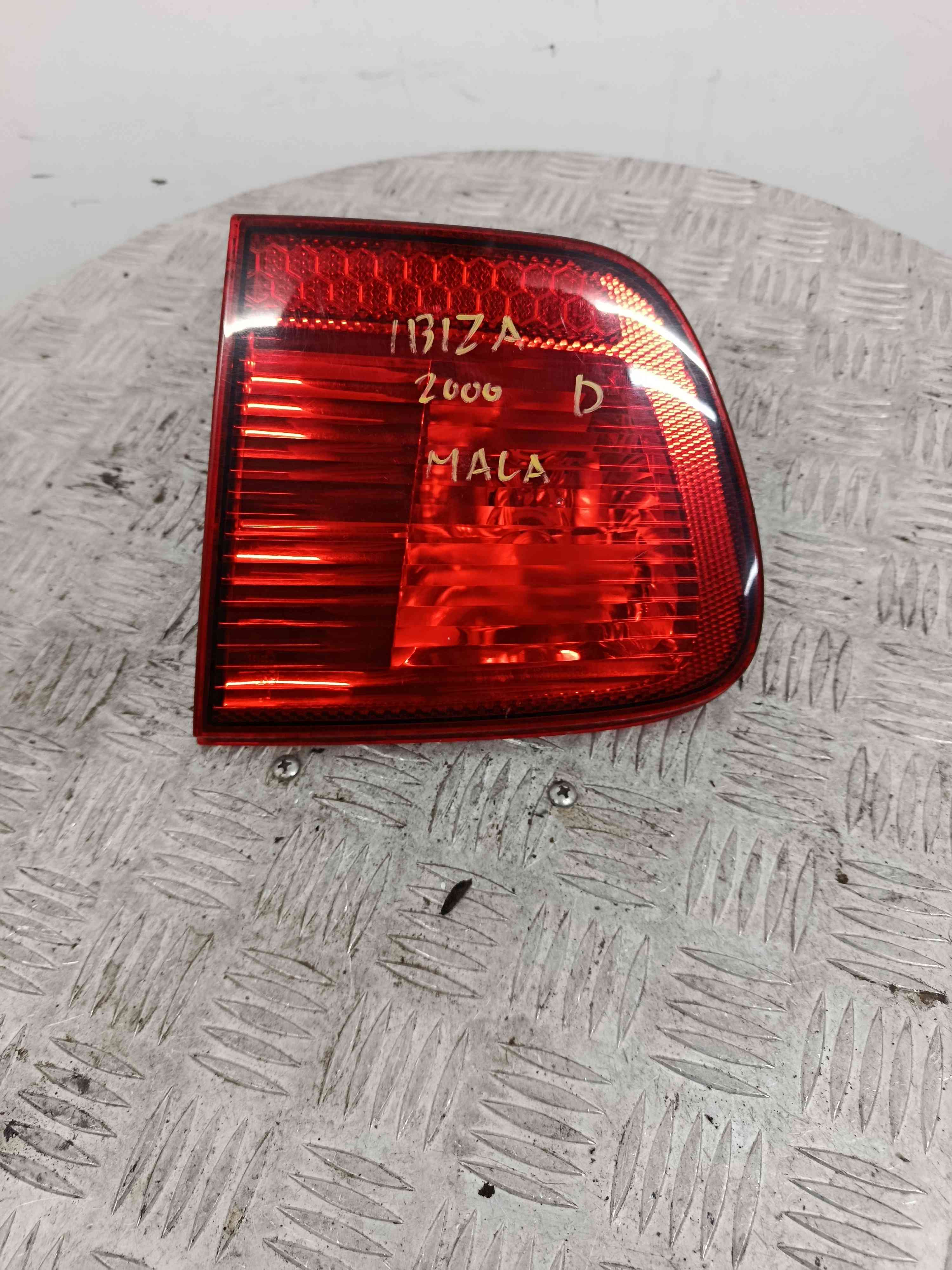 Right Tailgate light