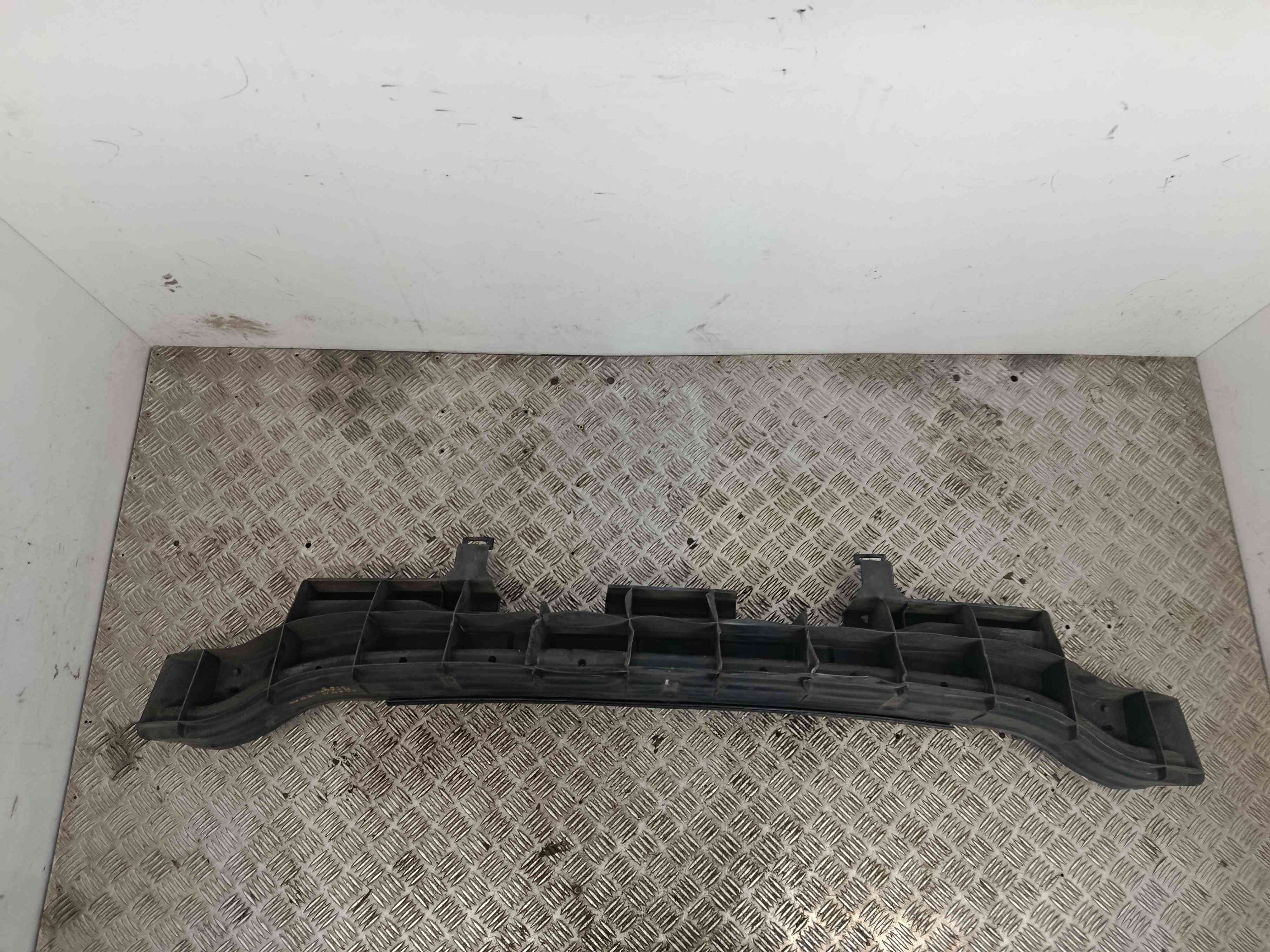 Rear Stoßstange reinforcement