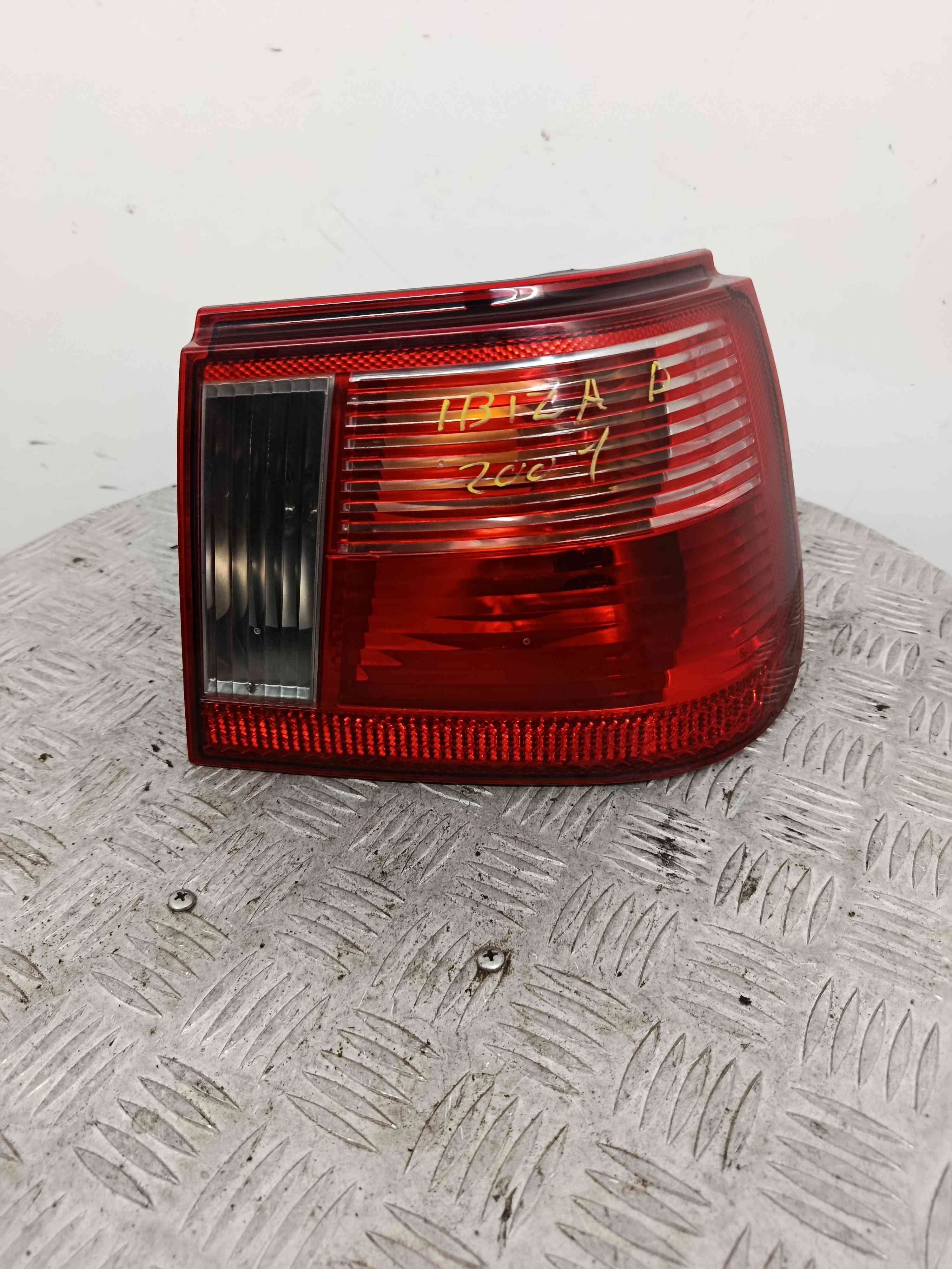 Right Tail light