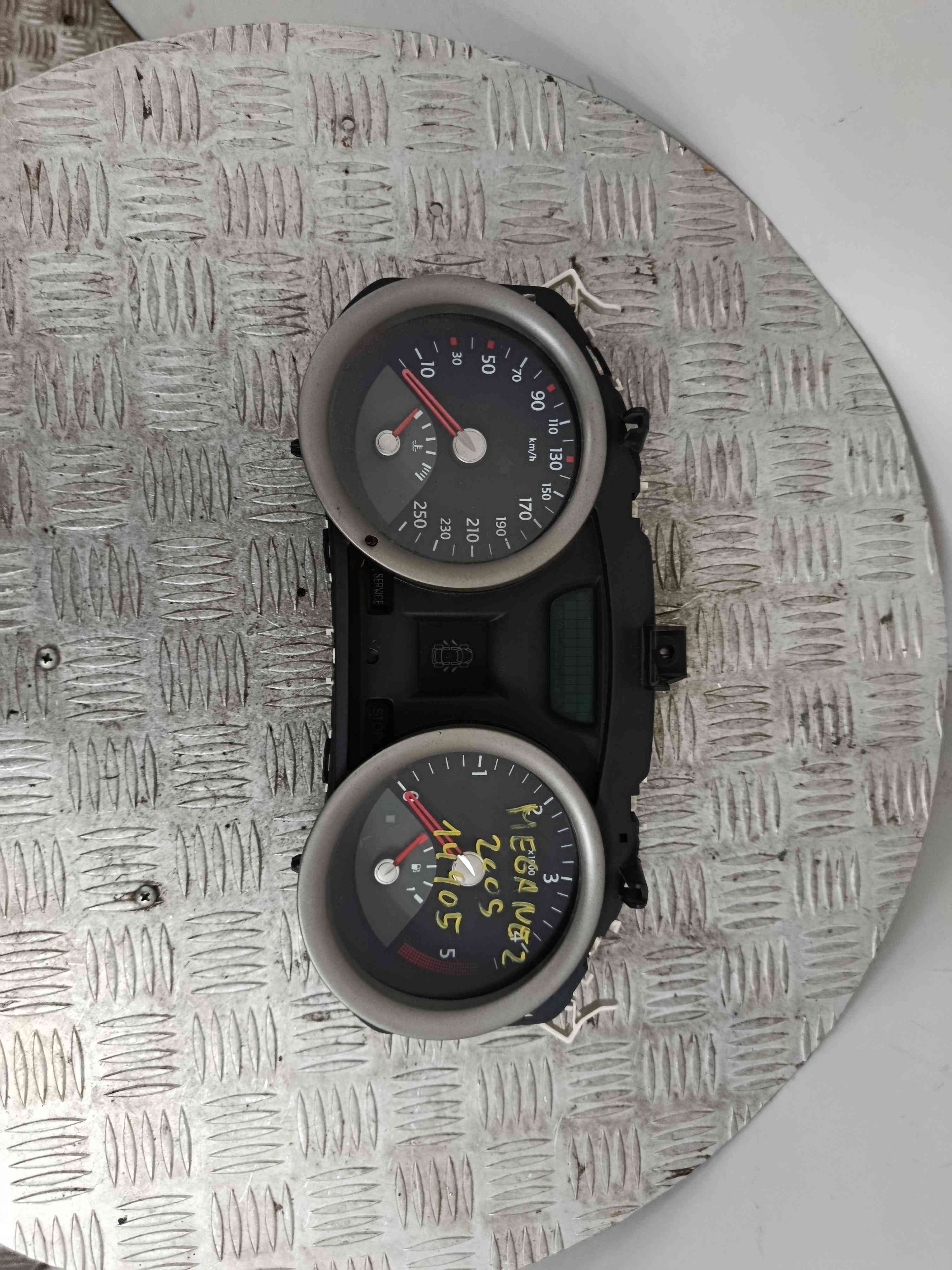 Instrument cluster