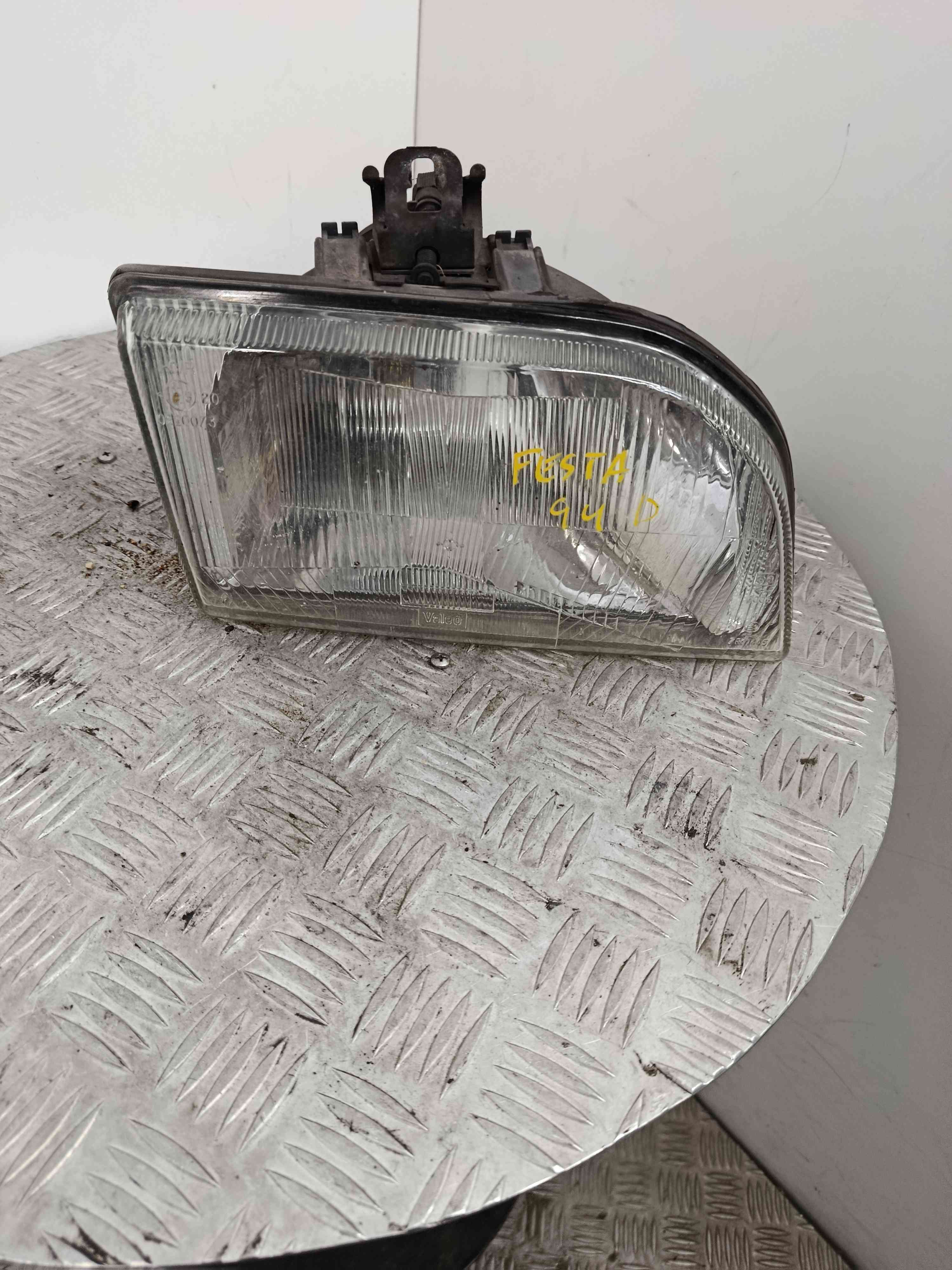 Right Headlight