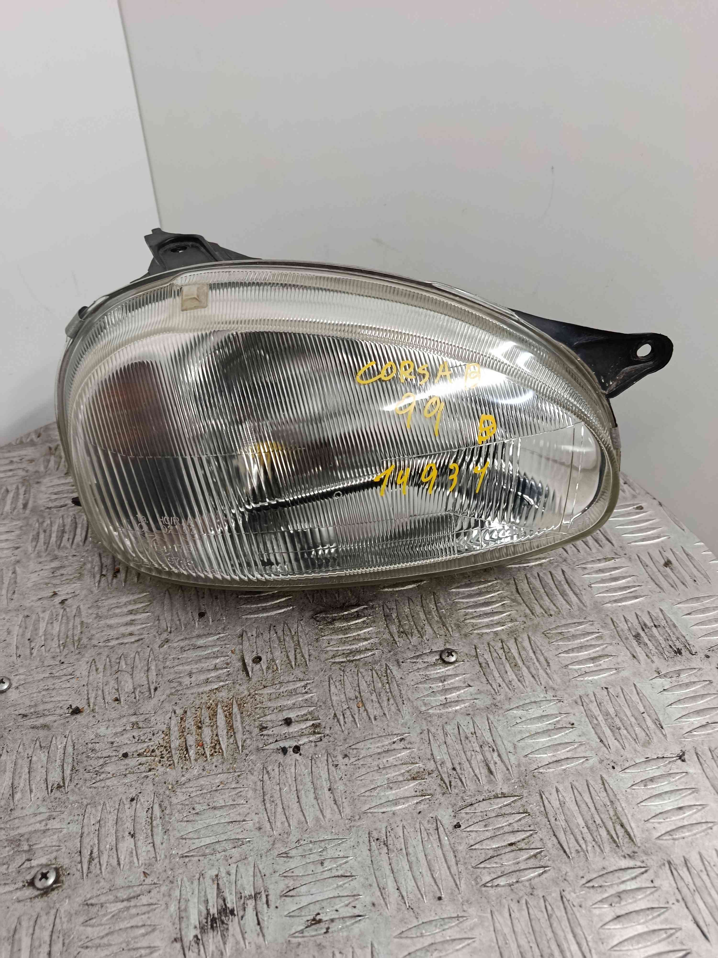 Right Headlight