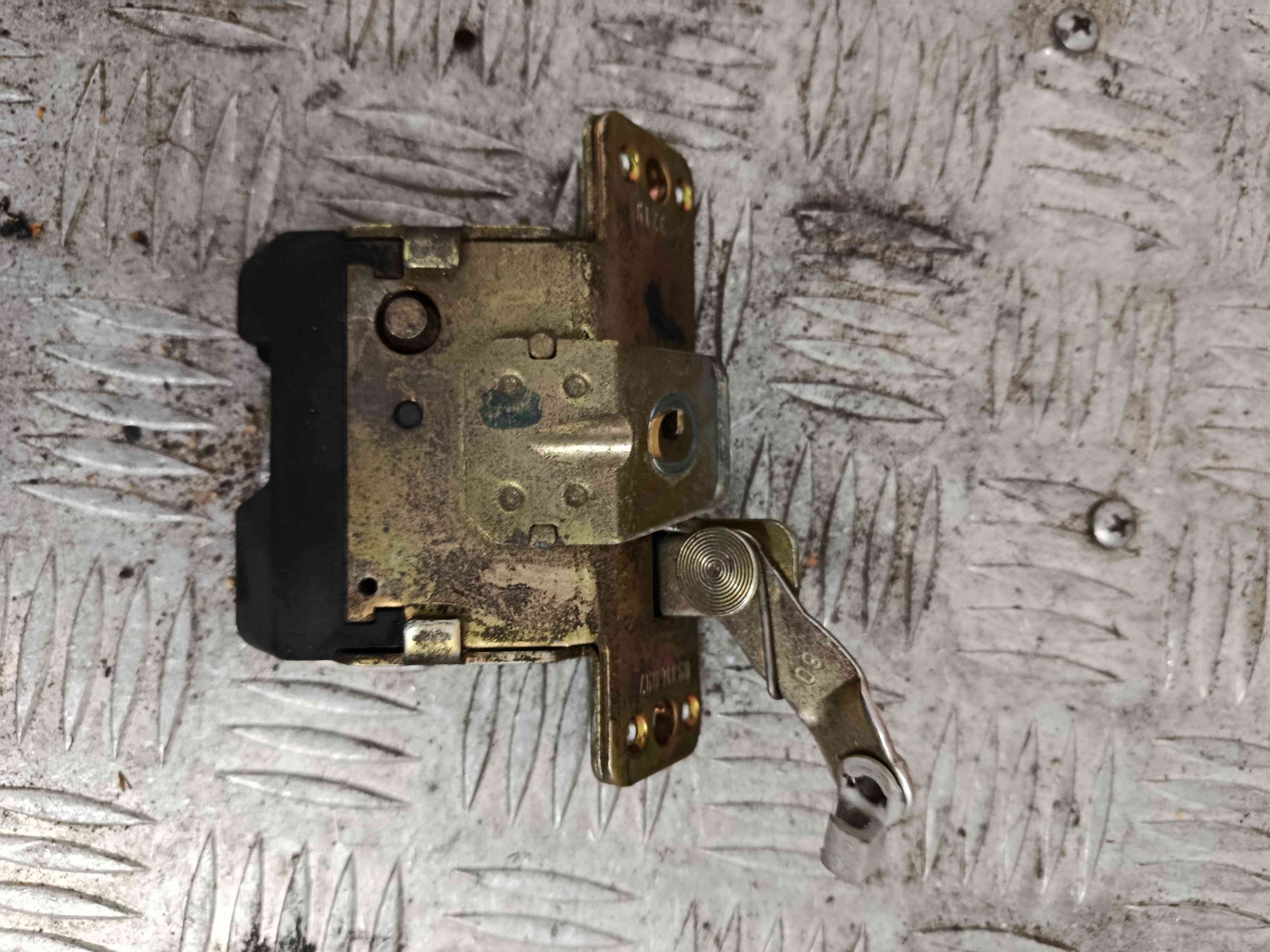 Tailgate Lock /Latch