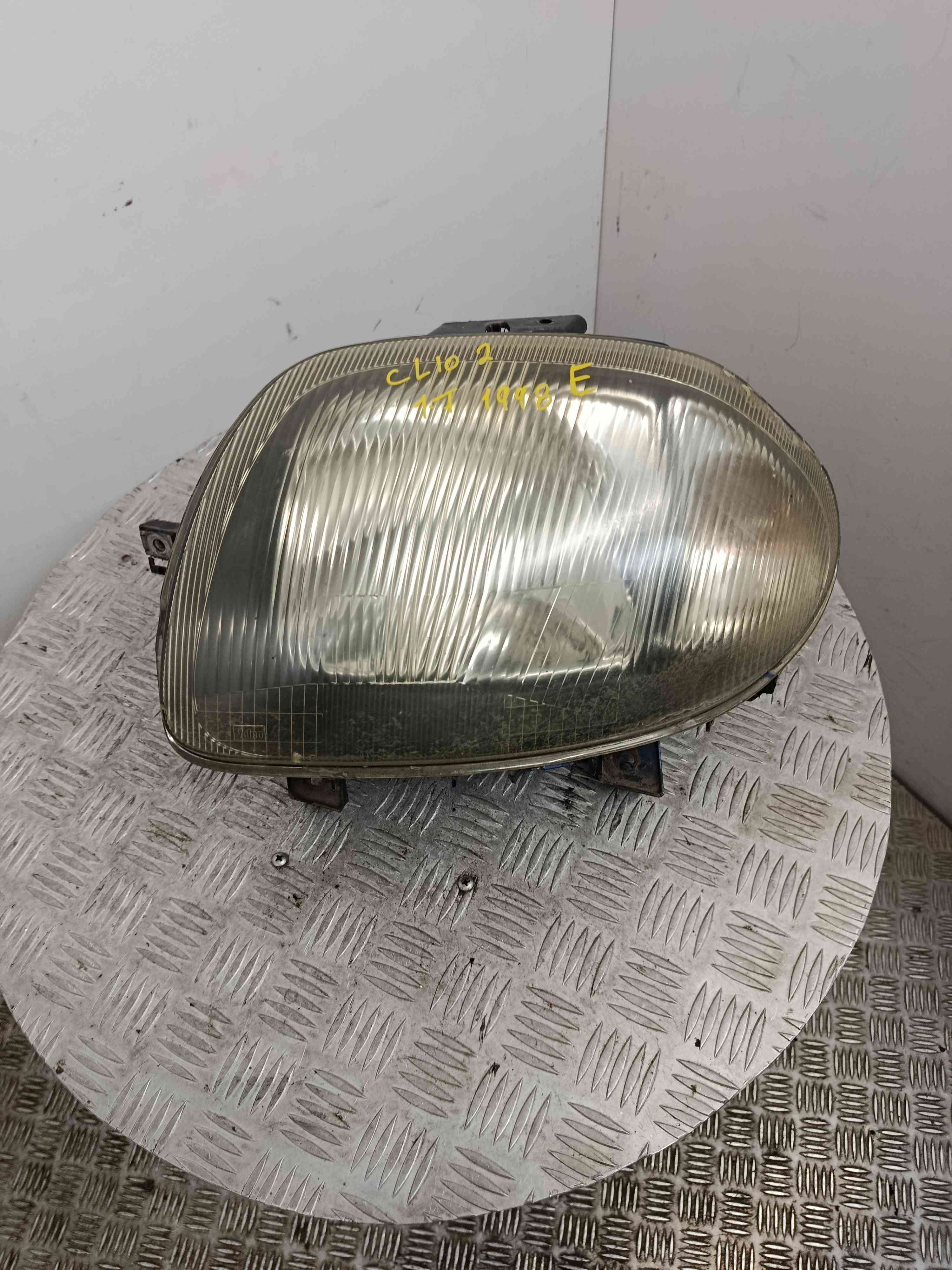 Ótica / Farol Esquerdo