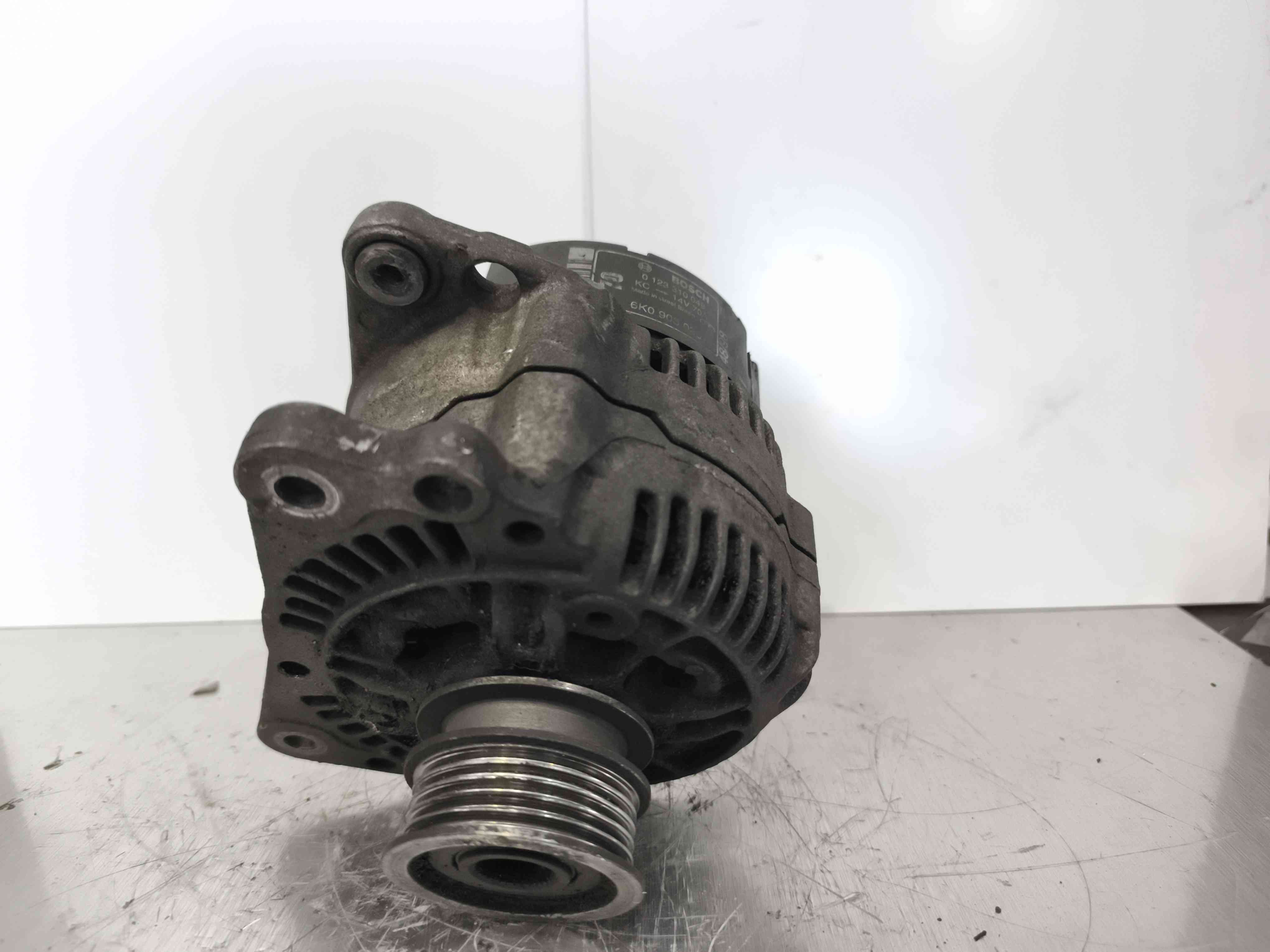 Alternador - SKODA FELICIA II